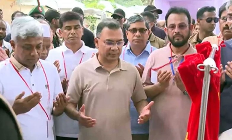 বাবার কাটা খাল পুনঃখননের সূচনা করলেন তারেক রহমান